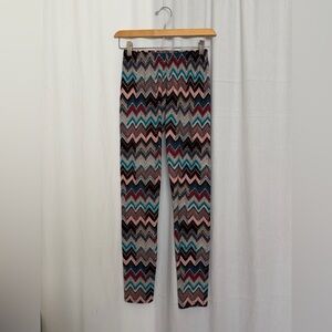 Flamestitch Patterned Knit Leggings